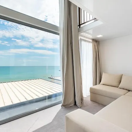 Апартаменти Luxury Kabakum - Free Private & Free Parking Золоті Піски